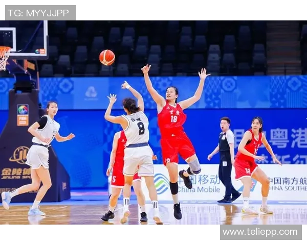 重庆篮球队配合变革引发热议球迷期待新战术带来的精彩表现