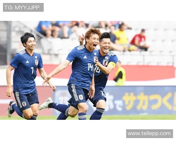 重庆足球队团队协作的力量与魅力探讨